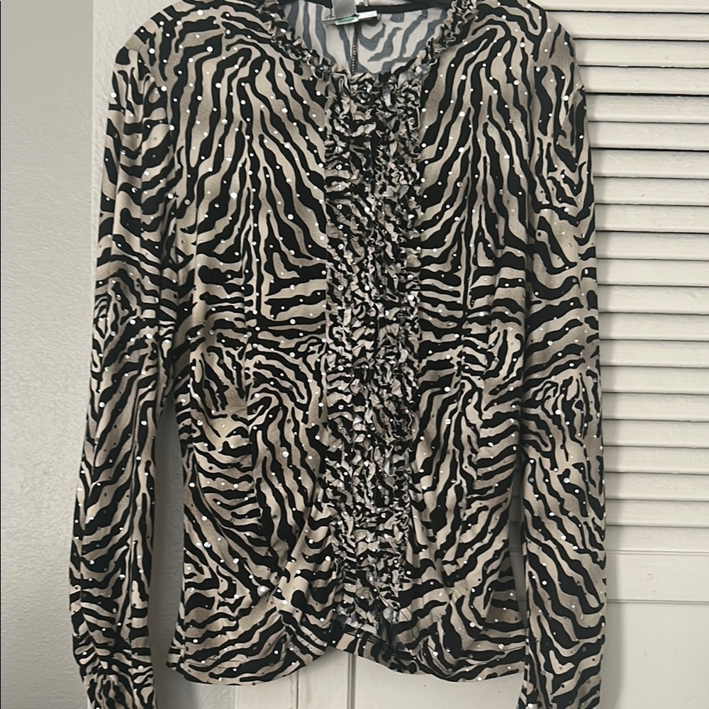 Black and White Ruched Long Sleeve Top with Mandarin Collar